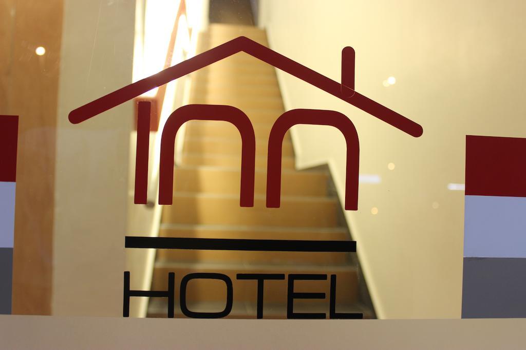 تيلوك إنتان Inn Hotel المظهر الخارجي الصورة